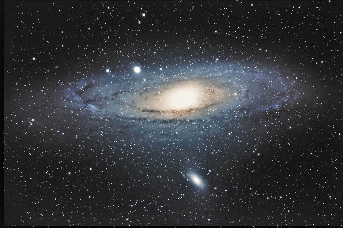 M31_21092006_66percent_v9.jpg - M31 'Andromeda Galaxy' Instrument: Takahashi Epsilon 160 / M25C  Higher resolution image 