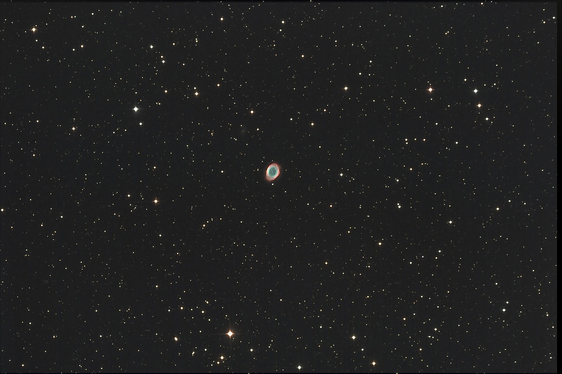 M57_Juli2006_v2.jpg - M57 "Ring nebula" Instrument: Vixen VC200L / M25C  Higher resolution image 